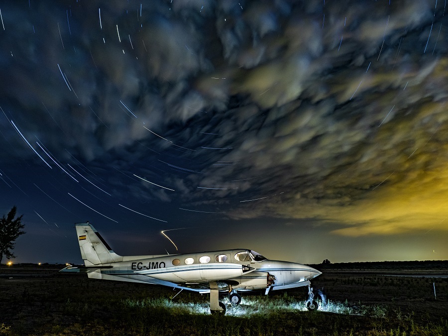 Taller de Fotografía Aeronáutica Nocturna en el Aeródromo de Casarrubios 